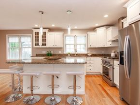 95 John St, Reading MA 01867