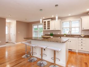 95 John St, Reading MA 01867