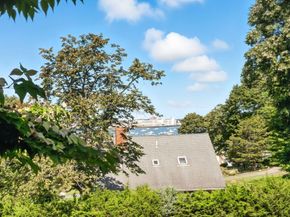 155 Village St, Marblehead MA 01945
