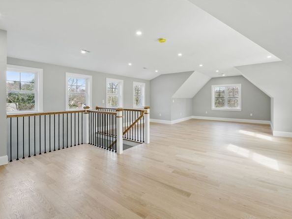 4R Chatham Ln, Danvers MA 01923