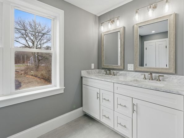 4R Chatham Ln, Danvers MA 01923