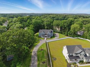 4R Chatham Ln, Danvers MA 01923