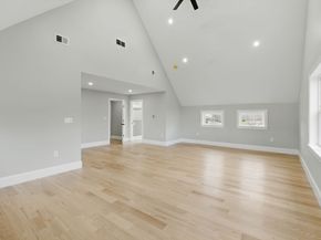 4R Chatham Ln, Danvers MA 01923