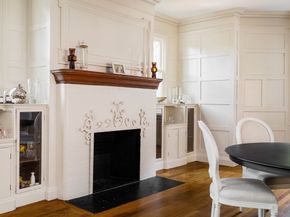 8 Naples Rd 1, Brookline MA 02446