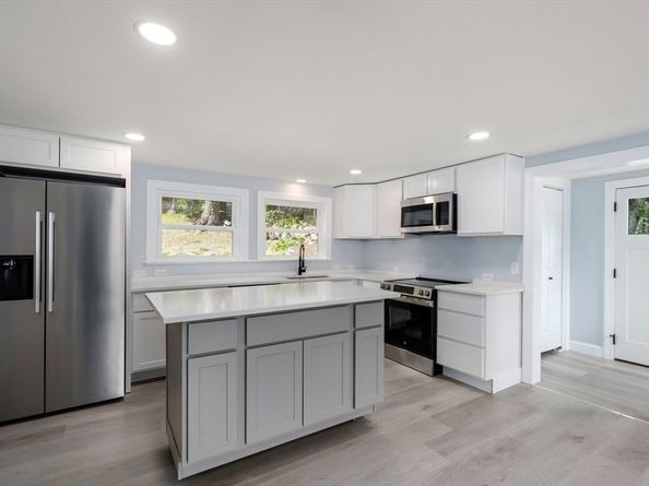 531 Walpole St, Norwood MA 02062