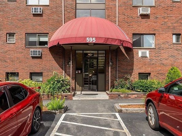 595 Revere Beach Pkwy 23, Revere MA 02151