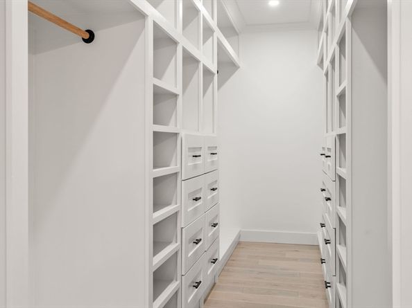 48 Cypress Rd, Milton MA 02186