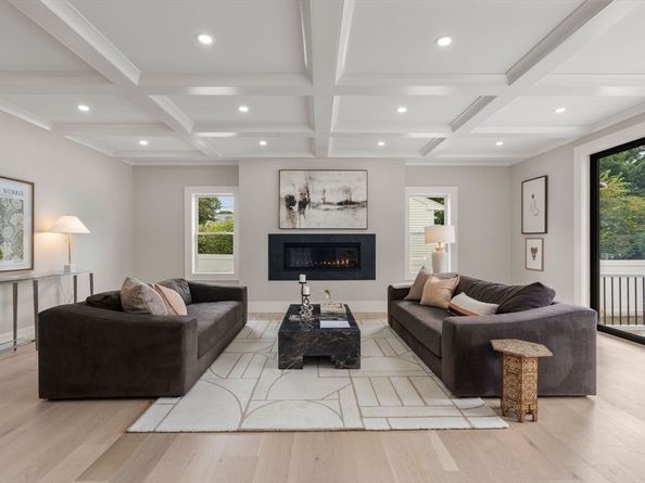 48 Cypress Rd, Milton MA 02186