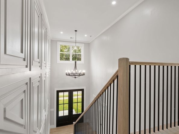 48 Cypress Rd, Milton MA 02186