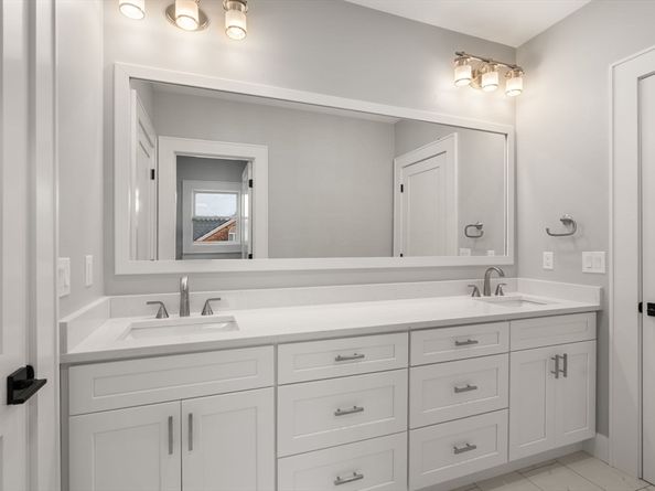 48 Cypress Rd, Milton MA 02186