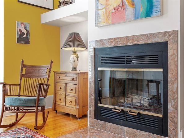 5 School Street 6, Salem MA 01970