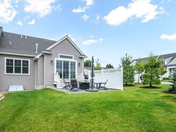 13 Hawk Lane 13, Framingham MA 01701