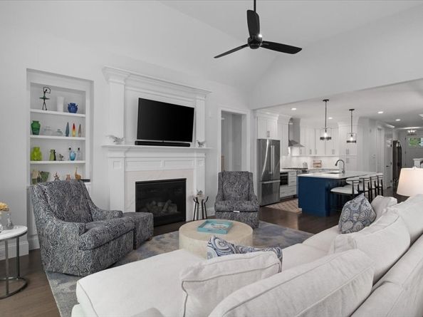 13 Hawk Lane 13, Framingham MA 01701