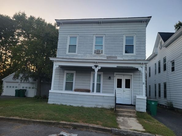11 Doane St, Fitchburg MA 01420