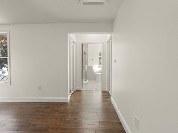 5 Munroe Way, Billerica MA 01821