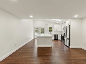 5 Munroe Way, Billerica MA 01821