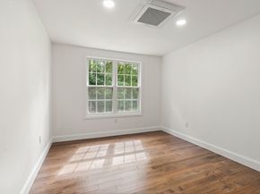 5 Munroe Way, Billerica MA 01821