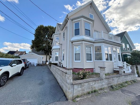 29 Hancock St, Brockton MA 02301