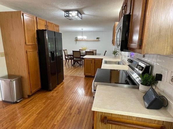 54 Michael Road 33, Bridgewater MA 02324