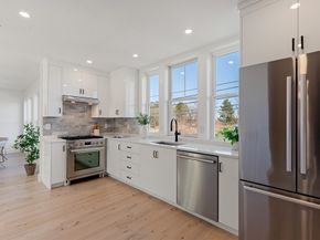 654 Mystic Ave B, Somerville MA 02145