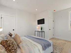 654 Mystic Ave B, Somerville MA 02145