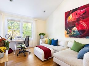 34 Hyslop, Brookline MA 02245