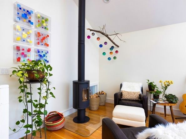 34 Hyslop, Brookline MA 02245