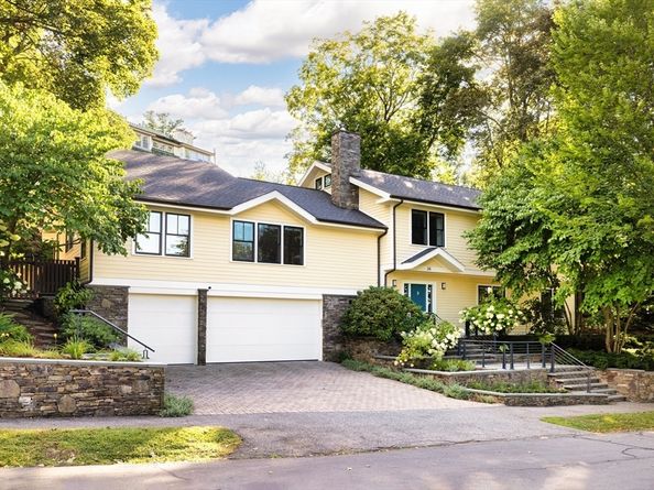 34 Hyslop, Brookline MA 02245