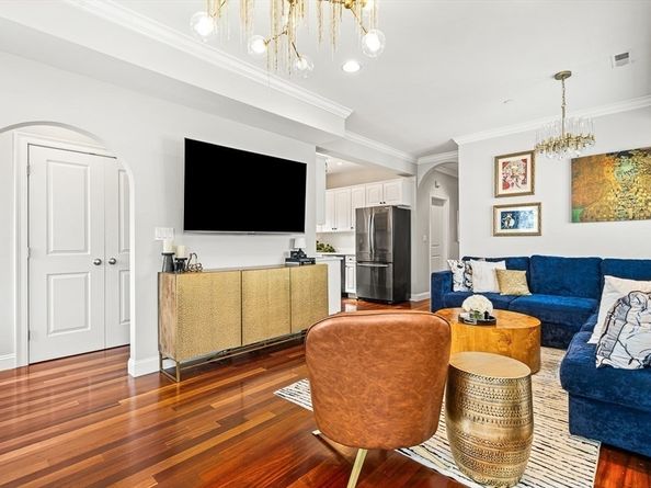 246 Bunker Hill St 3, Boston MA 02129