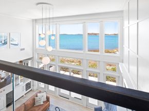 2 Beach Ln, Hingham MA 02043