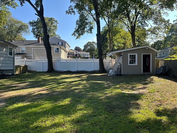 31 Fairchild Ave, Saugus MA 01906