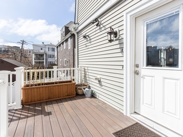 46 Washburn Street 46, Watertown MA 02472