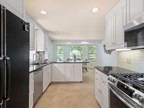 5 Woodberry Rd, Sudbury MA 01776