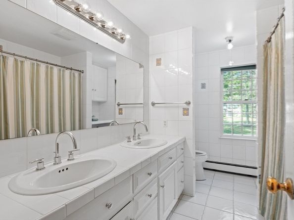 5 Woodberry Rd, Sudbury MA 01776