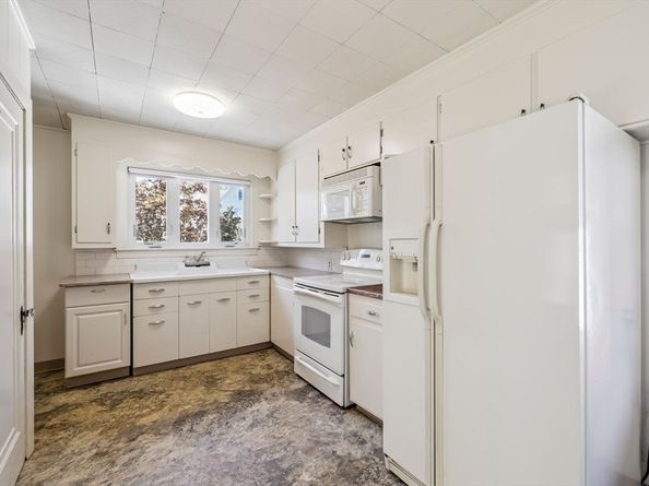 32 Michigan, Lynn MA 01902