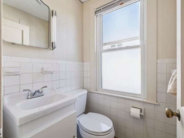 32 Michigan, Lynn MA 01902