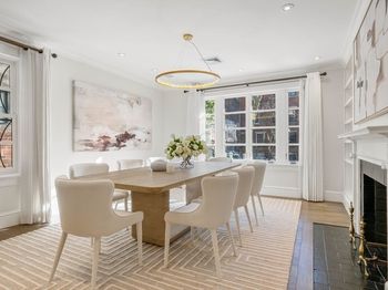 6 West Hill Place