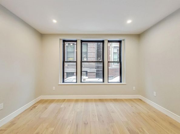 14 North Bennet Street 1, Boston MA 02113