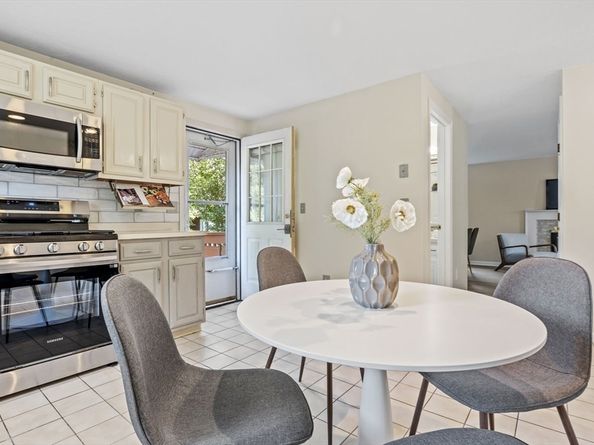 87 Summer St, Waltham MA 02452