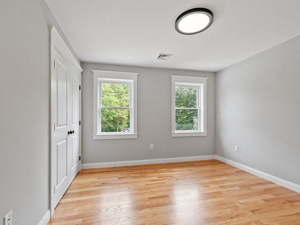 15B Park Street, North Reading MA 01864