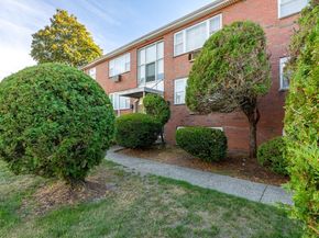 974 N Main St 3, Randolph MA 02368