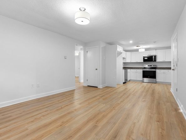 974 N Main St 3, Randolph MA 02368