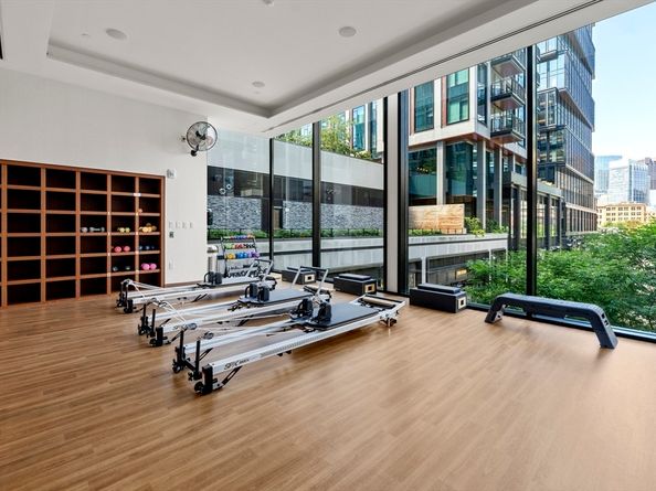 133 Seaport Boulevard 716, Boston MA 02210