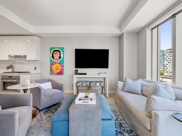 133 Seaport Boulevard 716, Boston MA 02210