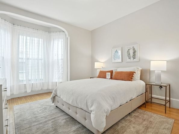 59 Marshall St 1, Somerville MA 02145