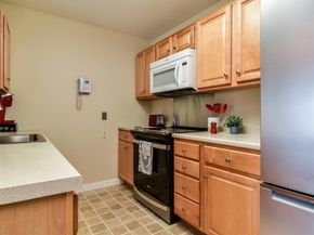 34 Meeting House Lane U 208, Stow MA 01775