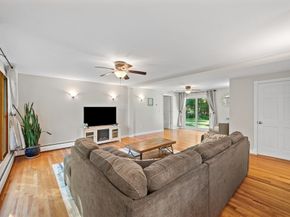 6 Sunrise Avenue, Auburn MA 01501