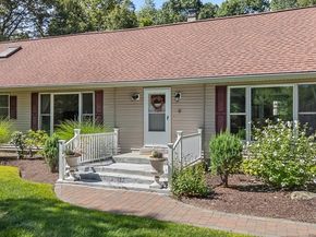 6 Sunrise Avenue, Auburn MA 01501