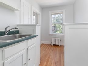 22 Concord Ave 10, Cambridge MA 02138
