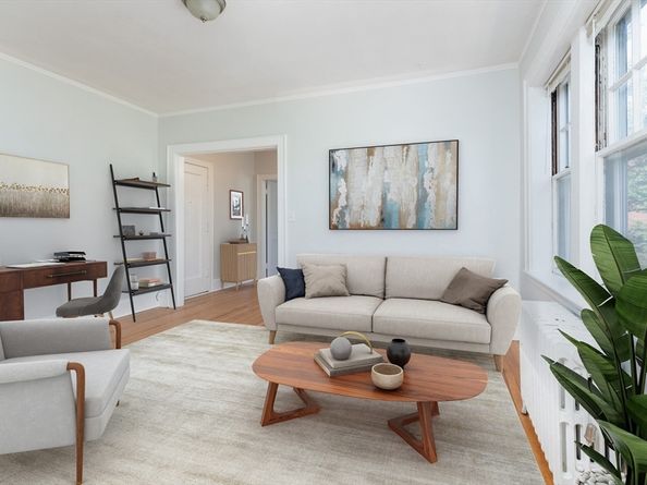 22 Concord Ave 10, Cambridge MA 02138